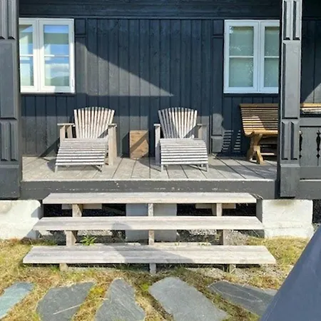 Feriehus With Views Of River And Mountains *