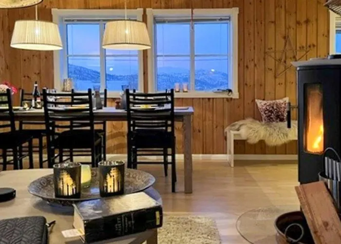 Σπίτι διακοπών With Views Of River And Mountains